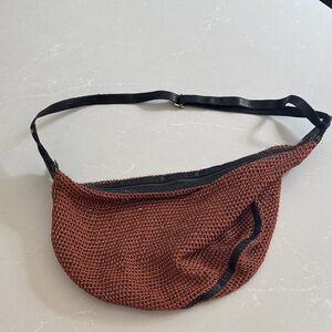 Elegant Brown Woven Crossbody Bag with black leather details